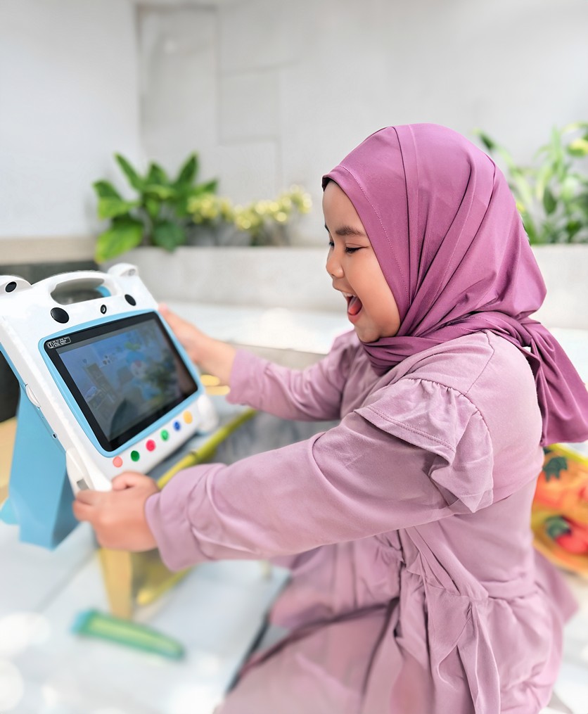 Dengan Wink Smart Learning, Screen time jadi lebih bermanfaat.