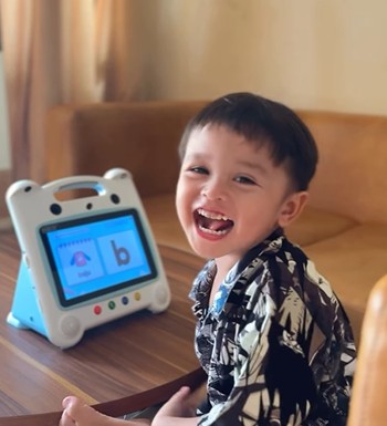 Dengan Wink Smart Learning, Screen time jadi lebih bermanfaat.